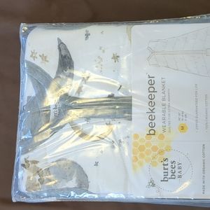 Burt's Bees Wearable Blanket